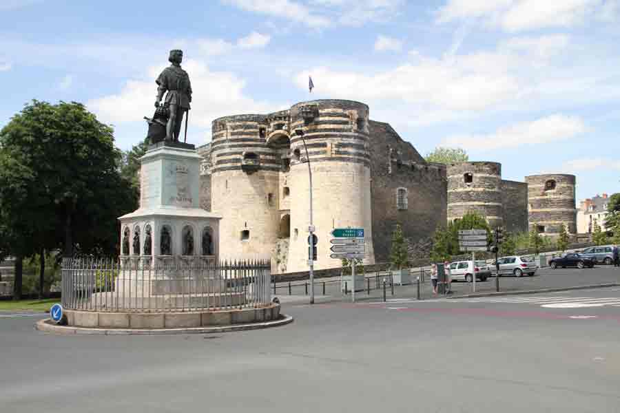 Place du chateau &agrave; Angers